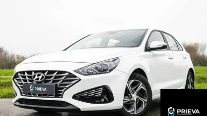 Gebruikt 2022 Hyundai i30 Essential Hatchback | € 19.495 (Eerlijke prijs)