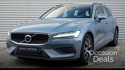 Grijs Occasion 2022 Volvo V60 Core Stationwagen | € 32.995 (Eerlijke prijs)