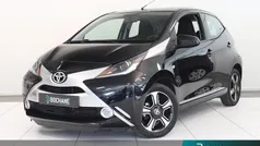 Gebruikt 2015 Toyota Aygo X-clusiv Hatchback | € 13.535 (Eerlijke prijs)