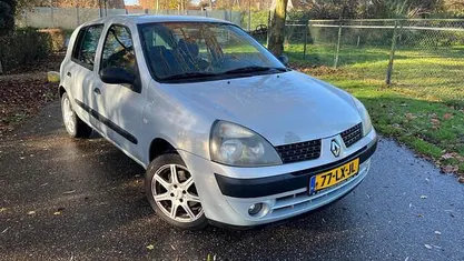 Occasion Renault Clio II Dynamique 75 PK (55 kW) 2003 Hatchback