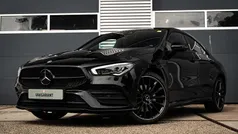 Zwart Gebruikt 2021 Mercedes CLA250e Premium Plus Sedan | € 34.999 (Eerlijke prijs)