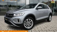 Zilver Gebruikt 2024 VW T-Roc Style SUV | € 32.900 (Eerlijke prijs)