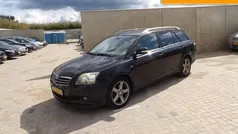 Zwart Gebruikt 2006 Toyota Avensis Luna Stationwagen | € 1.490 (Eerlijke prijs)