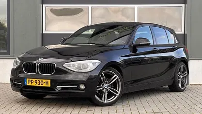 Zwart Gebruikt 2013 BMW 116 Executive Hatchback | € 5.749 (Goede deal)