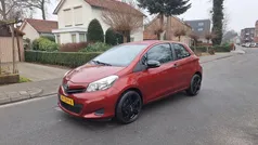 Rood Gebruikt 2013 Toyota Yaris Comfort Hatchback | € 5.999 (Goede deal)
