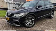 Zwart Gebruikt 2021 VW Tiguan R-line SUV | € 34.450 (Eerlijke prijs)