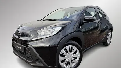 Occasion 2025 Toyota Aygo X Play SUV | € 20.234 (Eerlijke prijs)
