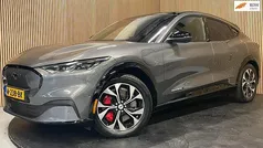 Grijs Gebruikt 2021 Ford Mustang Mach-E SUV | € 29.995 (Eerlijke prijs)