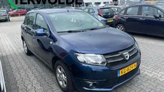 Blauw Gebruikt 2016 Dacia Sandero Lauréate Hatchback | € 10.840 (Eerlijke prijs)