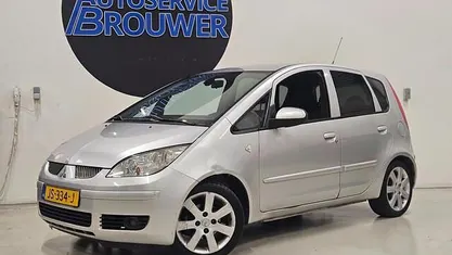 Occasion Mitsubishi Colt Inform 95 PK (69 kW) 2006 Grijs Hatchback