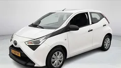 Gebruikt 2021 Toyota Aygo Hatchback | € 11.900 (Eerlijke prijs)