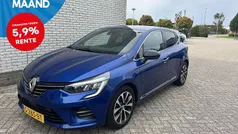 Blauw Gebruikt 2023 Renault Clio V Techno Hatchback | € 16.900 (Eerlijke prijs)