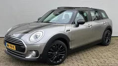 Grijs, metallic lak Gebruikt 2017 Mini Clubman Business Stationwagen | € 16.750 (Eerlijke prijs)