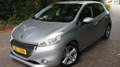 Grijs Gebruikt 2013 Peugeot 208 Allure Hatchback | € 7.250 (Eerlijke prijs)