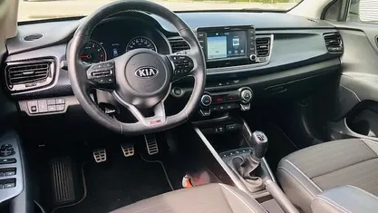 Wit Occasion 2020 Kia Rio GT-Line Hatchback | € 16.450 (Eerlijke prijs)