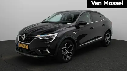 Zwart Gebruikt 2022 Renault Arkana Intens SUV | € 21.930 (Eerlijke prijs)