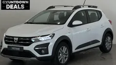 Wit Gebruikt 2023 Dacia Sandero Comfort Hatchback | € 17.695 (Eerlijke prijs)