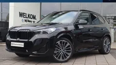 Saphirschwarz Gebruikt 2023 BMW iX1 M Sport SUV | € 45.450 (Eerlijke prijs)