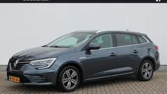 Grijs metallic Gebruikt 2022 Renault Mégane GrandTour Intens Stationwagen | € 20.950 (Eerlijke prijs)