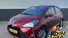 Rood Gebruikt 2018 Toyota Yaris Hybrid Plus Hatchback | € 17.400 (Eerlijke prijs)