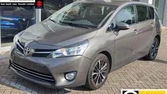 Beige Gebruikt 2017 Toyota Verso MPV | € 19.945 (Eerlijke prijs)