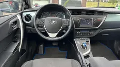 Toyota Auris Touring Sports