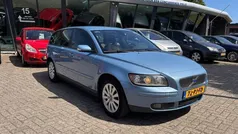 Blauw Gebruikt 2004 Volvo V50 Stationwagen | € 1.599 (Eerlijke prijs)