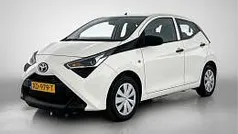 Wit Gebruikt 2018 Toyota Aygo Hatchback | € 8.945 (Eerlijke prijs)
