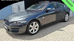 Gebruikt 2017 Jaguar XE Sedan | € 13.950 (Eerlijke prijs)