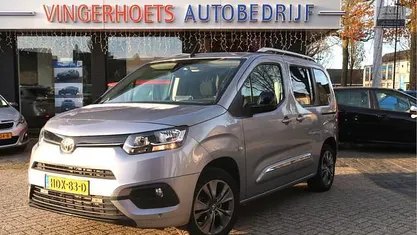 Grijs (metallic) Gebruikt 2022 Peugeot Rifter MPV | € 25.750 (Super prijs)