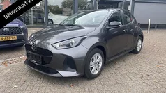 Grijs Gebruikt 2025 Mazda 2 Center-Line Hatchback | € 25.800 (Eerlijke prijs)