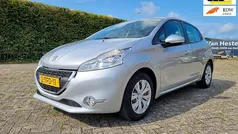 Grijs Gebruikt 2014 Peugeot 208 Envy Hatchback | € 4.995 (Eerlijke prijs)