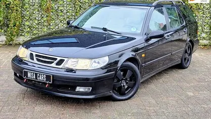 Zwart (metallic) Occasion 2000 Saab 9-5 Stationwagen | € 1.950 (Eerlijke prijs)