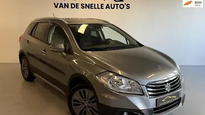 Grijs Gebruikt 2015 Suzuki SX4 Exclusive SUV | € 13.990 (Eerlijke prijs)