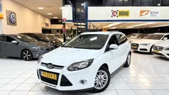 Wit Gebruikt 2013 Ford Focus Titanium Stationwagen | € 7.650 (Goede deal)