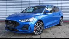 Blauw Gebruikt 2023 Ford Focus ST-Line Hatchback | € 23.945 (Eerlijke prijs)