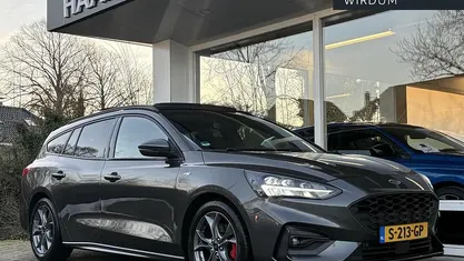 Grijs Occasion 2023 Ford Focus Business Edition Stationwagen | € 21.945 (Goede deal)