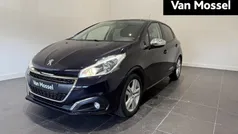 Blauw Gebruikt 2019 Peugeot 208 Signature Sky Hatchback | € 11.435 (Goede deal)