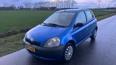 Blauw Gebruikt 2002 Toyota Yaris Hatchback | € 1.195 (Goede deal)