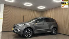 Grijs Gebruikt 2017 Ford Kuga ST-Line SUV | € 15.745 (Eerlijke prijs)