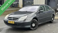 Grijs Gebruikt 2004 Citroën C5 Exclusive Hatchback | € 1.450 (Eerlijke prijs)