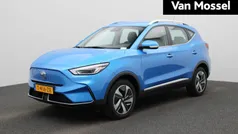Blauw Gebruikt 2023 MG ZS Comfort Sedan | € 21.995 (Eerlijke prijs)