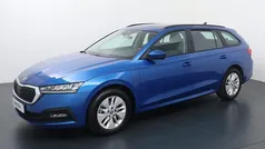Blauw Gebruikt 2024 Skoda Octavia Ambition Stationwagen | € 26.840 (Eerlijke prijs)