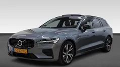 Gebruikt 2020 Volvo V60 R-Design Stationwagen | € 27.990 (Eerlijke prijs)