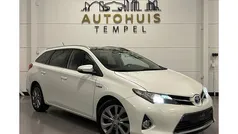 Wit Gebruikt 2014 Toyota Auris Touring Sports Stationwagen | € 10.900 (Eerlijke prijs)