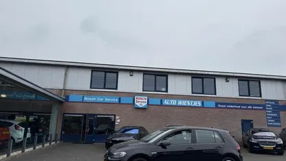 Zwart, metallic lak Occasion 2016 VW e-Golf Comfortline Hatchback | € 9.750 (Goede deal)