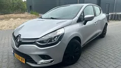 Grijs Gebruikt 2017 Renault Clio IV LIMITED Hatchback | € 6.750 (Eerlijke prijs)
