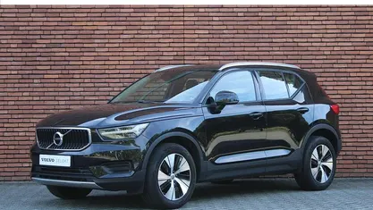 Zwart Gebruikt 2021 Volvo XC40 Business Edition SUV | € 30.950 (Eerlijke prijs)