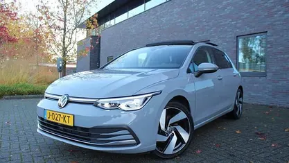 Occasion VW Golf VIII Style 150 PK (110 kW) 2020 Grijs Hatchback