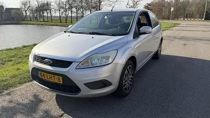 Occasion Ford Focus Trend 101 PK (74 kW) 2010 Grijs Hatchback